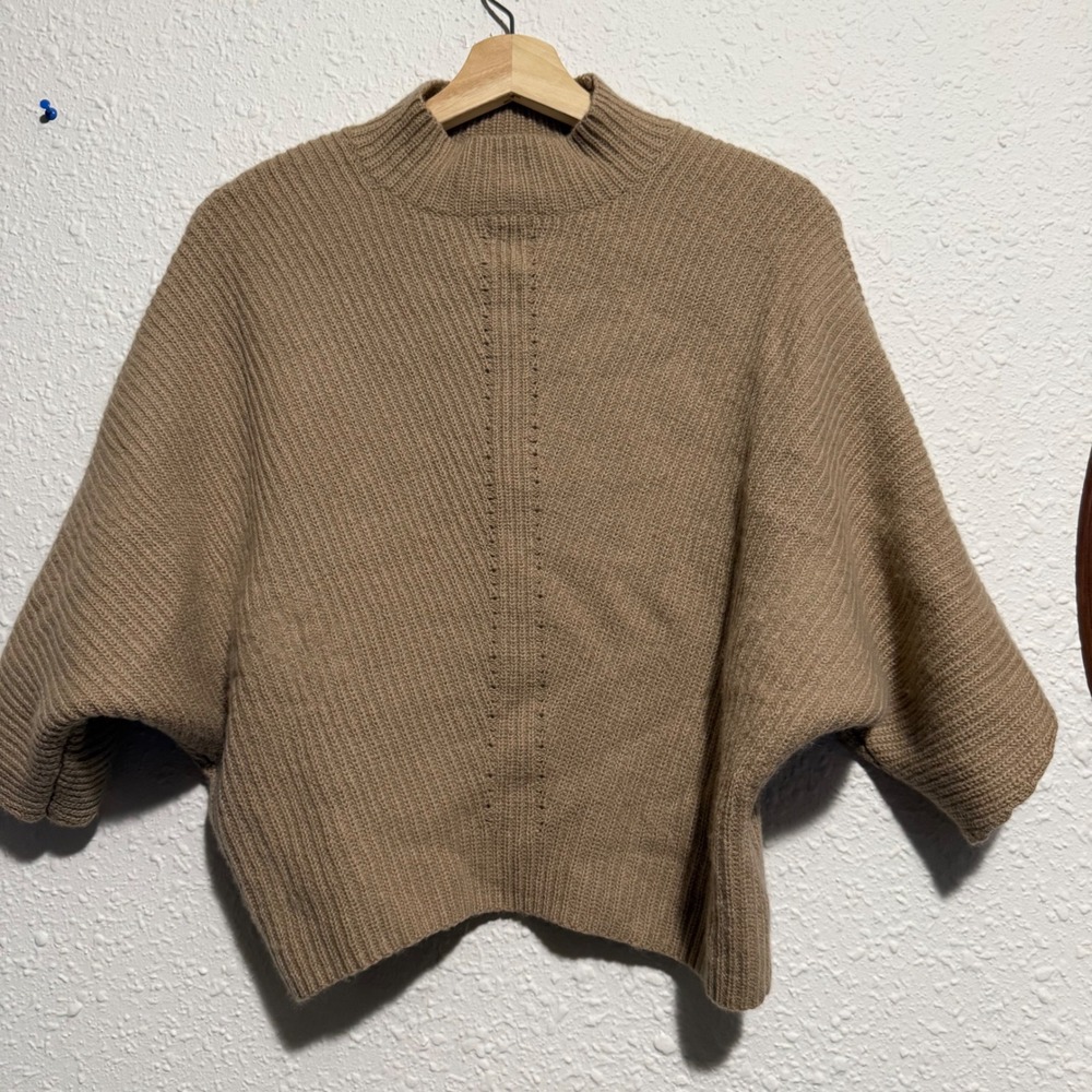 R Label women's S Wool Cashmere Blend Batwing Sleeve Sweater‎ Mock Neck Tan